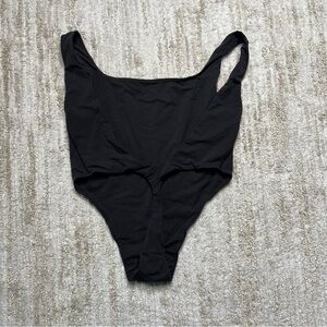 SKIMS Fits Everybody High Cut Bodysuit - Black